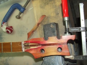 Restauro de guitarra Baixo Rickenbaker (6)